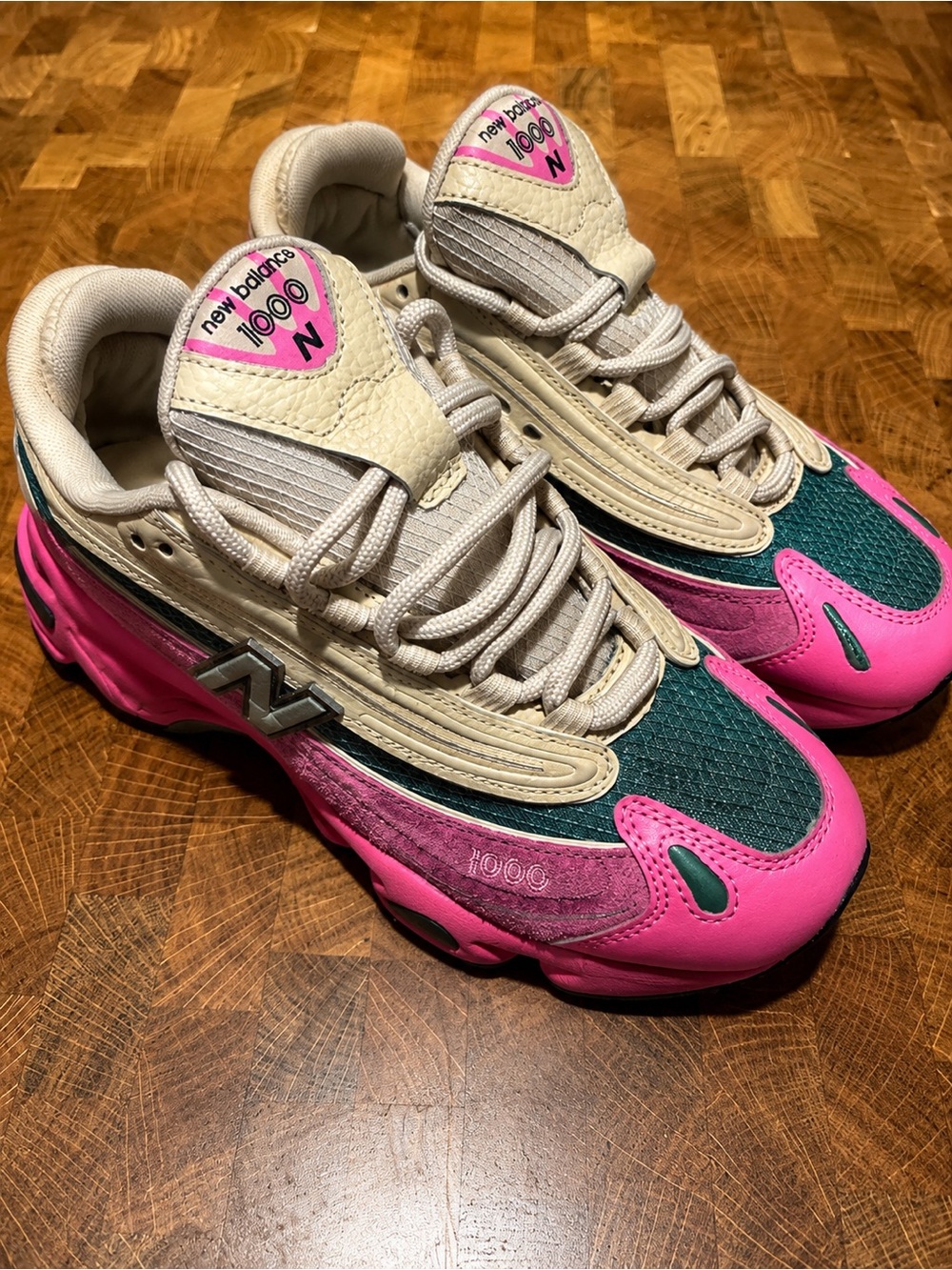 New Balance 1000 Pink Mint Sneakers Women’s Size 8 M1000MC